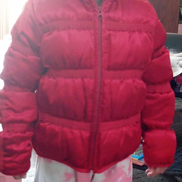 DKNY Children's Puffer Jacket Size Small (Size 6) with Pockets - Picture 10 of 10